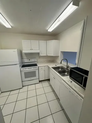 482 NW 165th Street Road Miami FL 33169