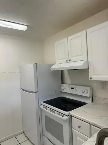 482 NW 165th Street Road Miami FL 33169