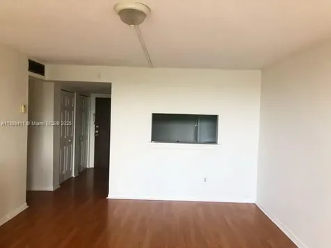 482 NW 165th Street Road Miami FL 33169