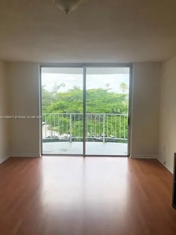 482 NW 165th Street Road Miami FL 33169