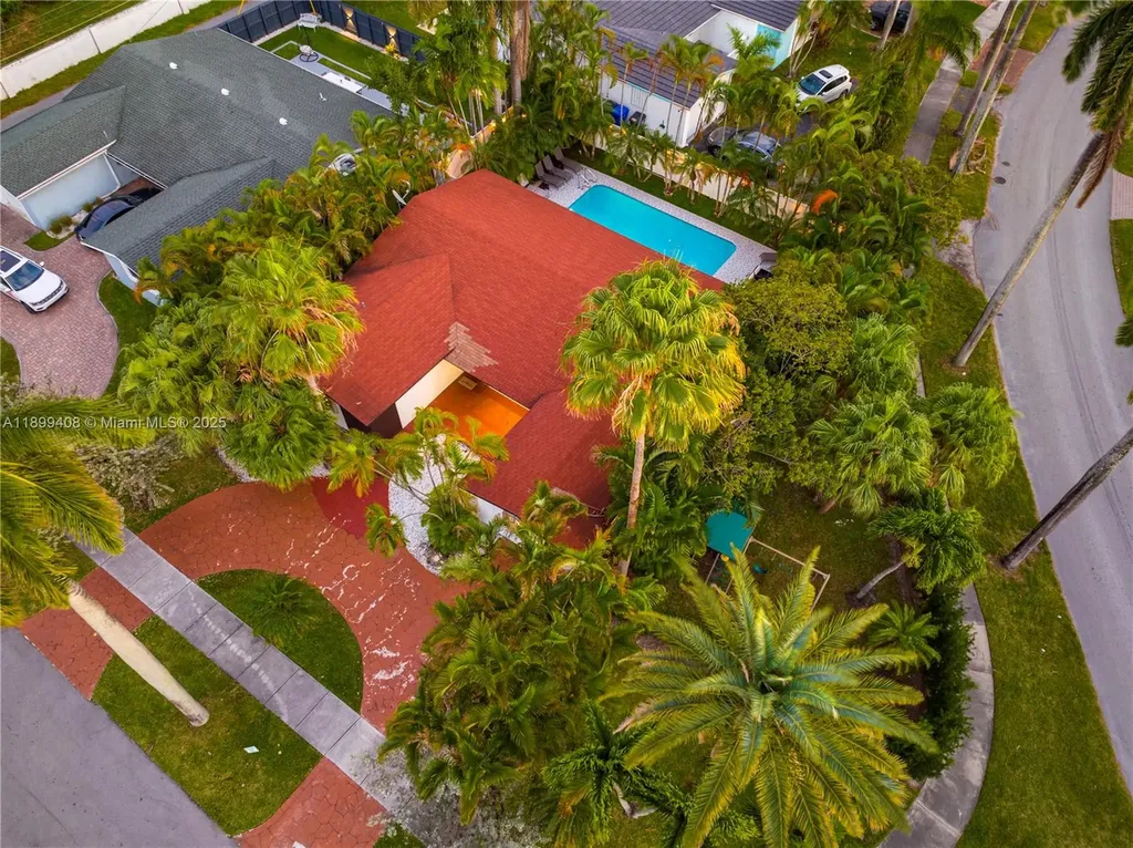 1244 Garfield Street Hollywood FL 33019