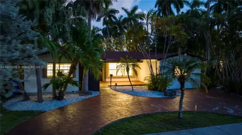 1244 Garfield Street Hollywood FL 33019