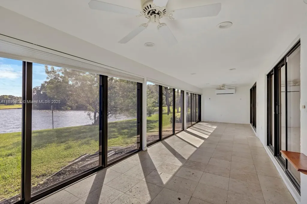 21686 Arriba Real Boca Raton FL 33433