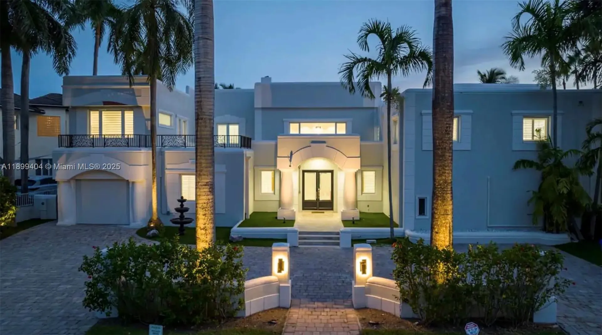929 N Southlake Drive Hollywood FL 33019