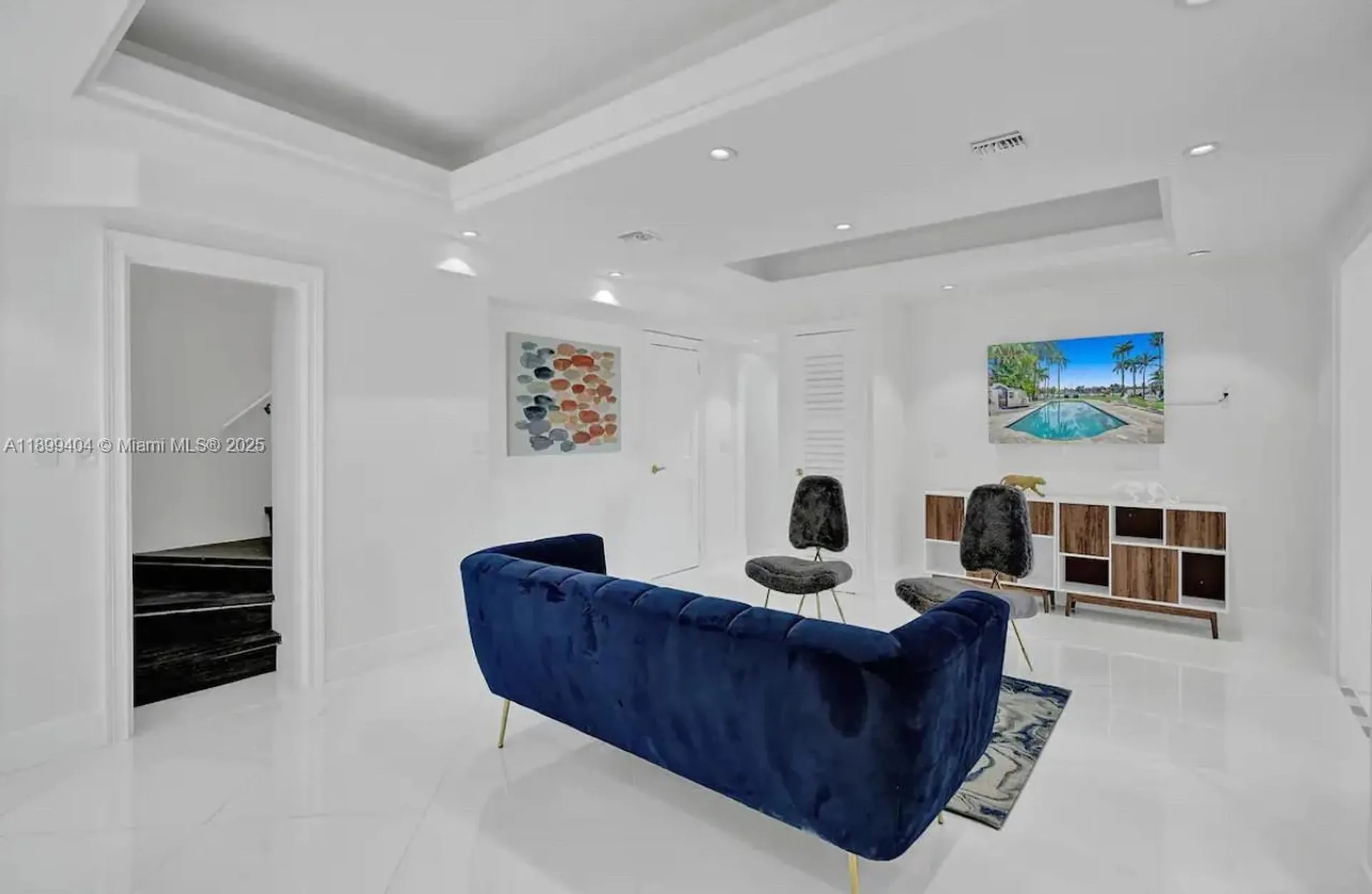 929 N Southlake Drive Hollywood FL 33019