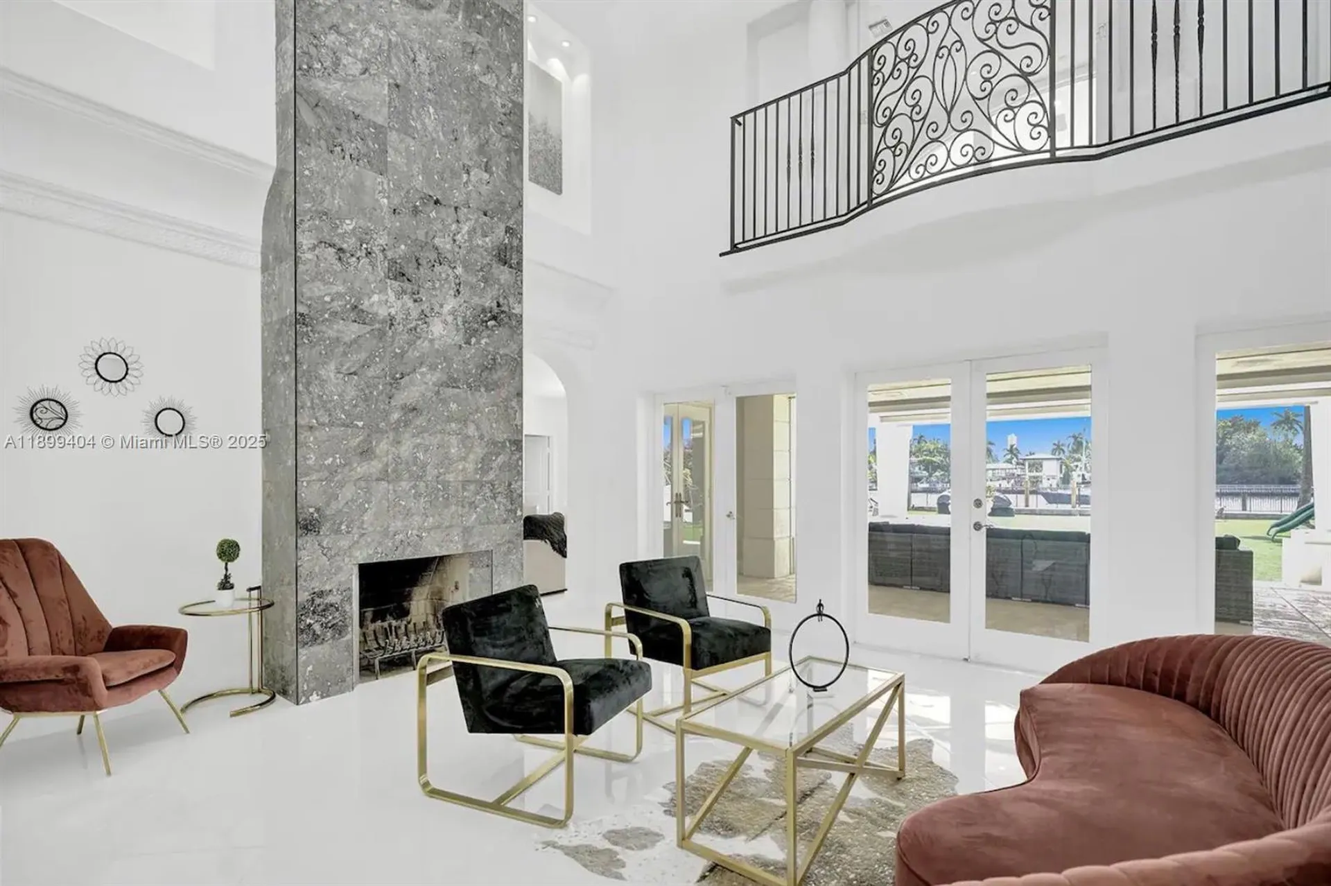 929 N Southlake Drive Hollywood FL 33019