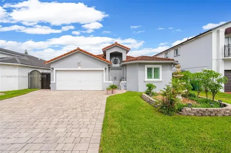 7967 NW 186th Terrace Hialeah FL 33015