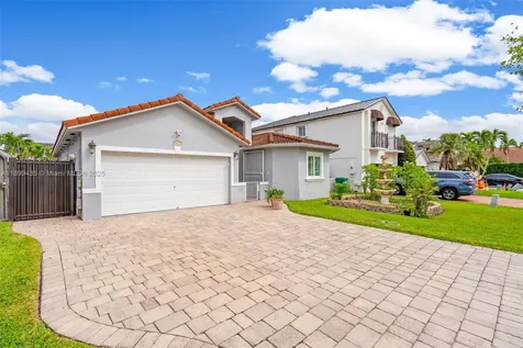 7967 NW 186th Terrace Hialeah FL 33015