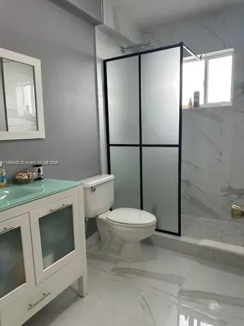 7967 NW 186th Terrace Hialeah FL 33015