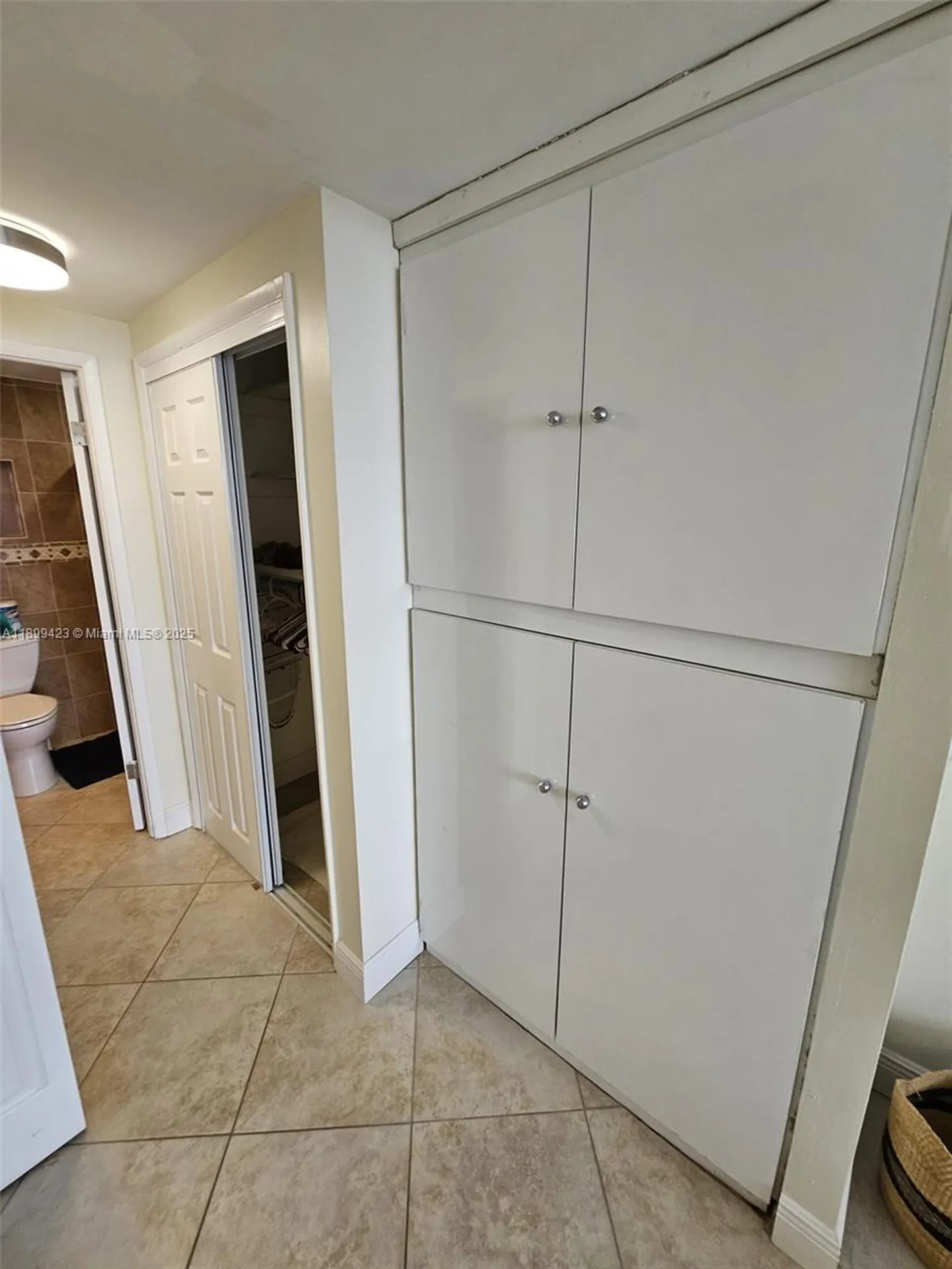 4200 Hillcrest Drive Hollywood FL 33021