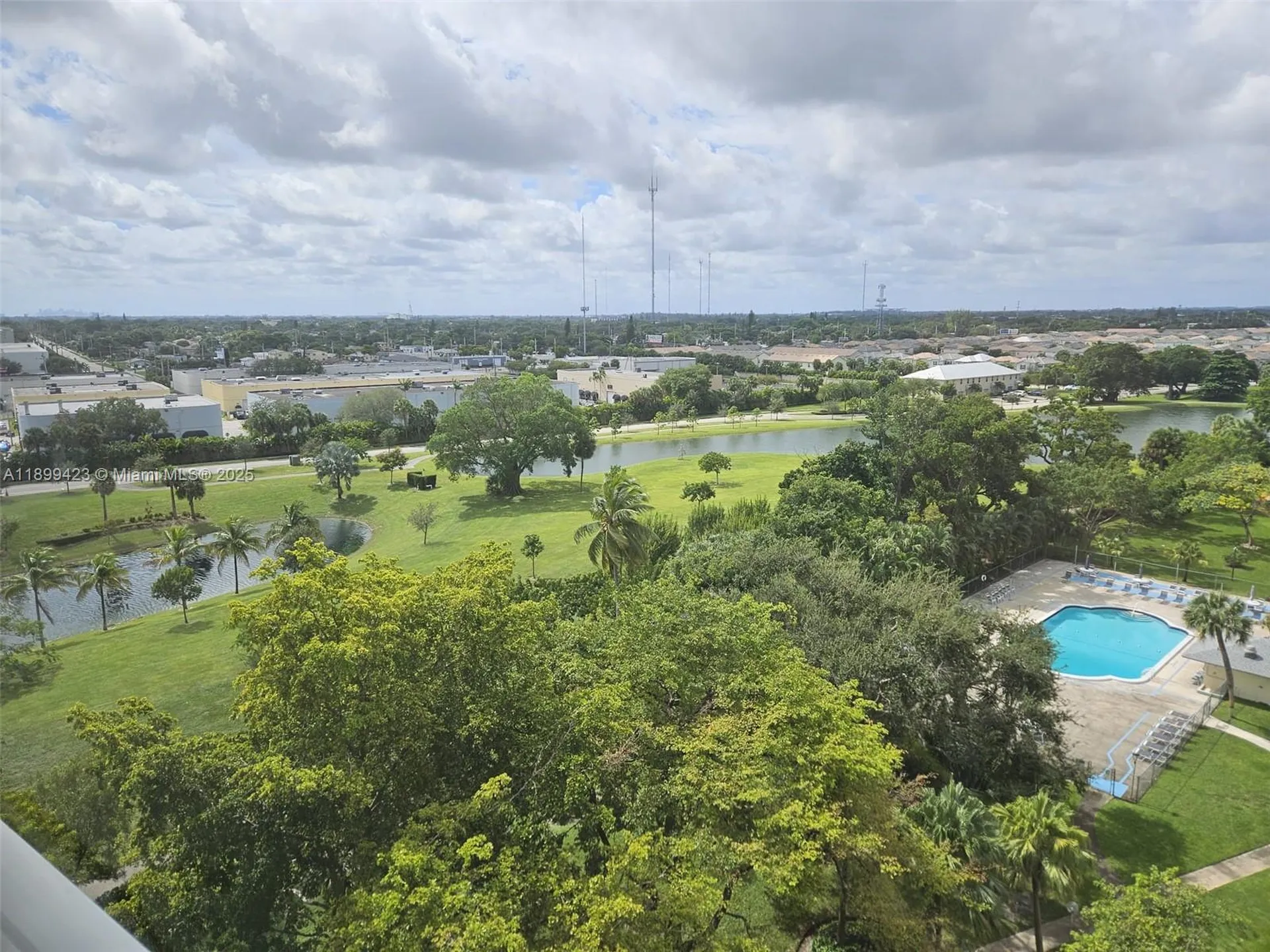 4200 Hillcrest Drive Hollywood FL 33021