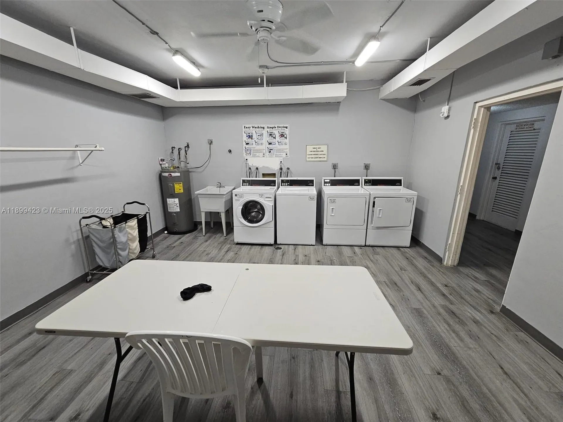 4200 Hillcrest Drive Hollywood FL 33021