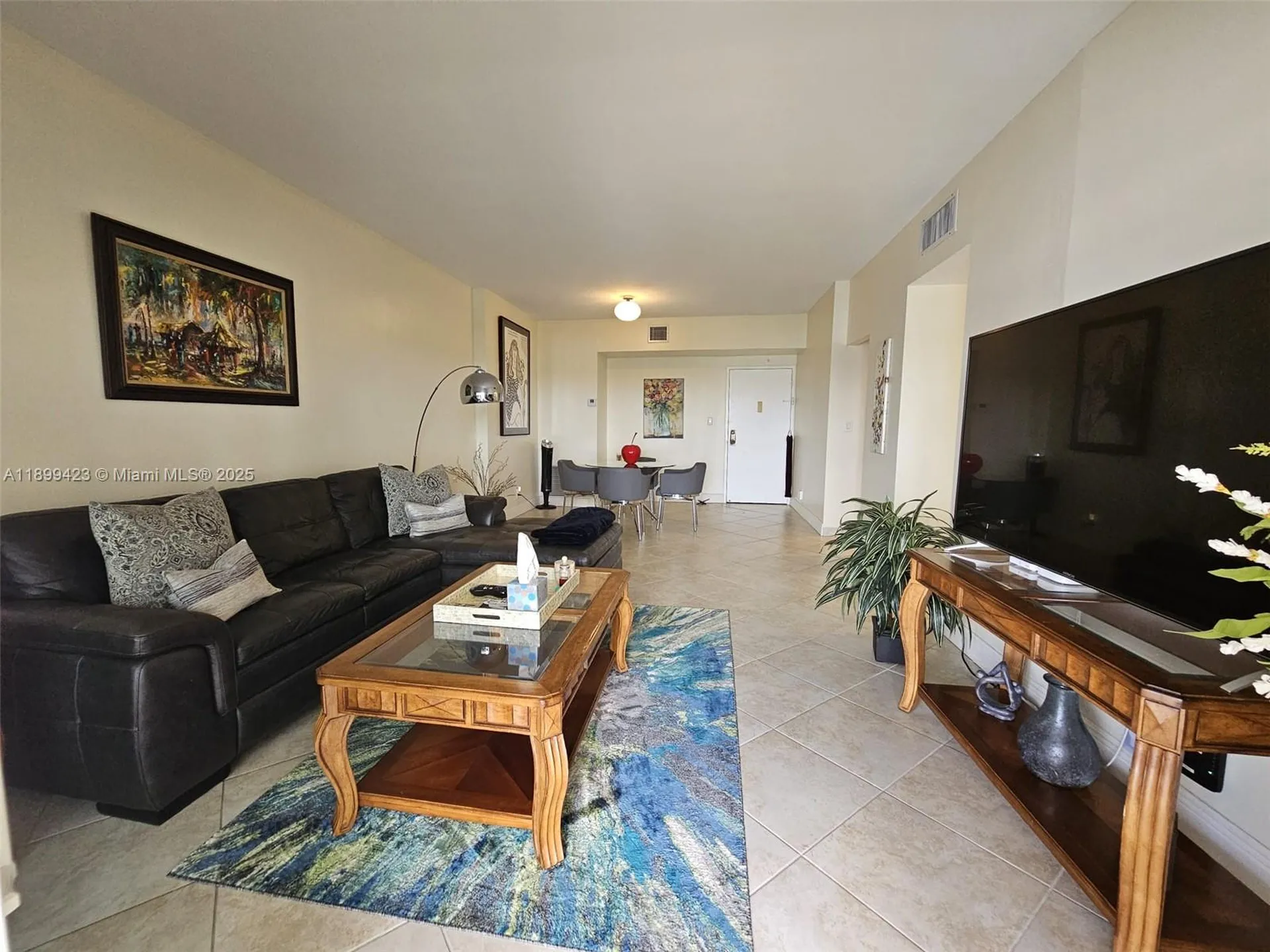4200 Hillcrest Drive Hollywood FL 33021