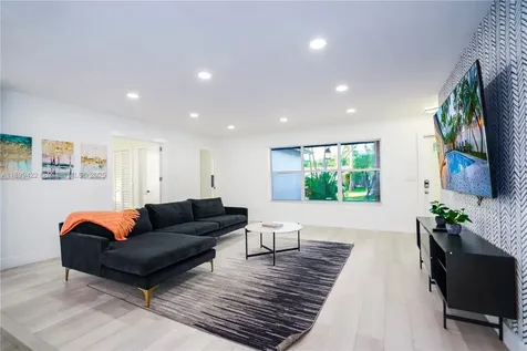 1244 Garfield Street Hollywood FL 33019