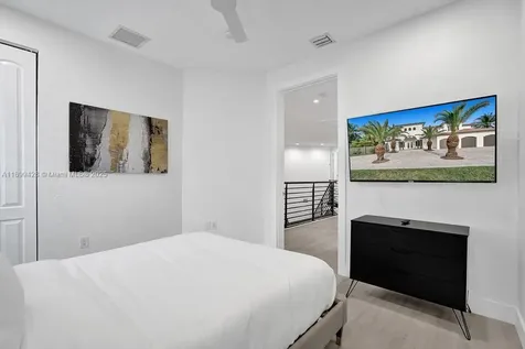 112 NW 14th Way Dania Beach FL 33004