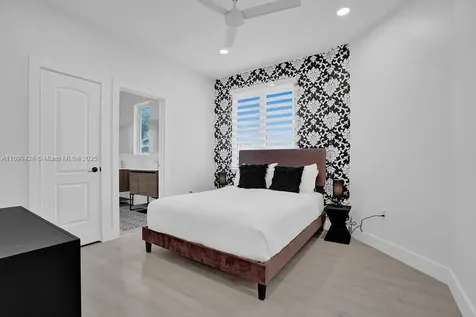 112 NW 14th Way Dania Beach FL 33004