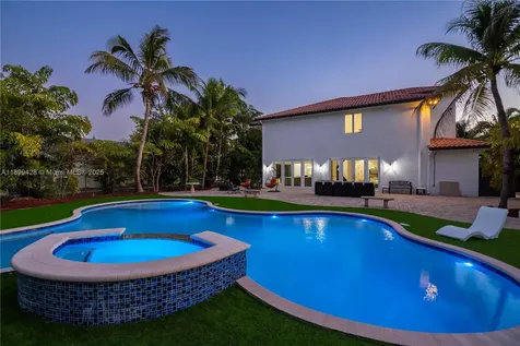 112 NW 14th Way Dania Beach FL 33004