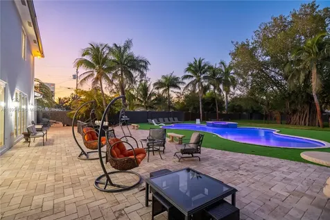 112 NW 14th Way Dania Beach FL 33004
