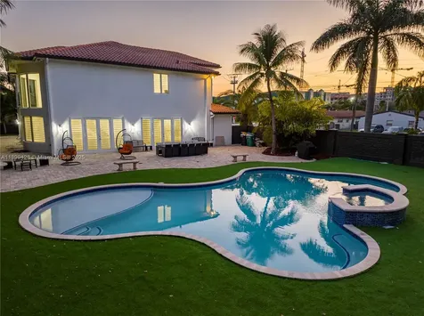 112 NW 14th Way Dania Beach FL 33004