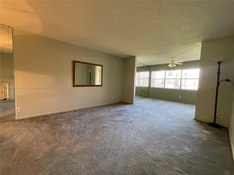 10123 Sunrise Lakes Boulevard Sunrise FL 33322