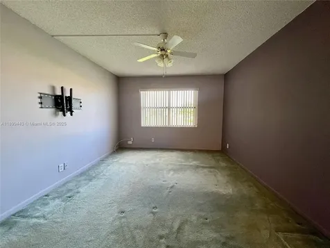 10123 Sunrise Lakes Boulevard Sunrise FL 33322