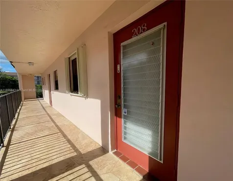 10123 Sunrise Lakes Boulevard Sunrise FL 33322