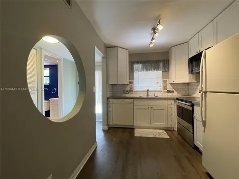 10123 Sunrise Lakes Boulevard Sunrise FL 33322