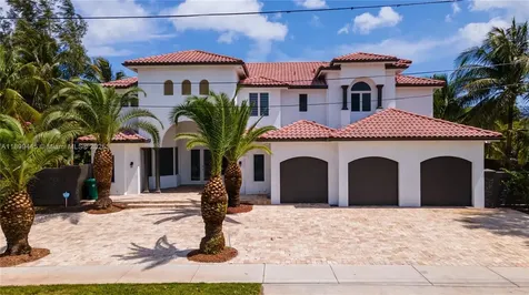 112 NW 14th Way Dania Beach FL 33004