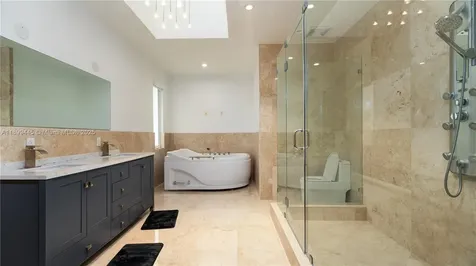 112 NW 14th Way Dania Beach FL 33004