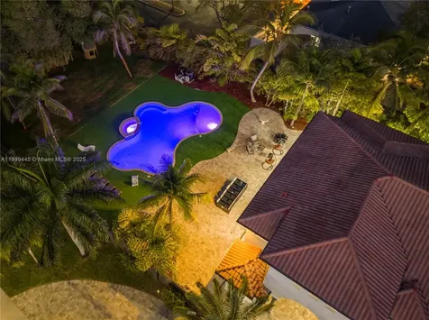 112 NW 14th Way Dania Beach FL 33004