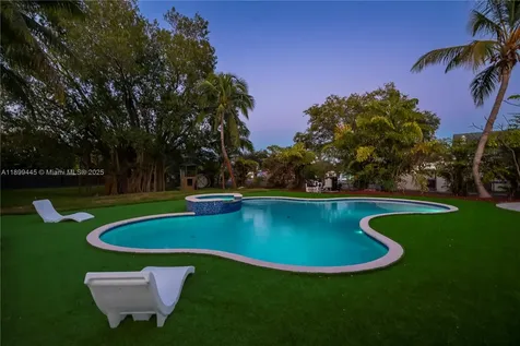 112 NW 14th Way Dania Beach FL 33004