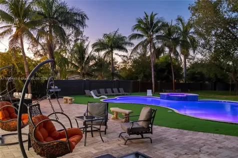 112 NW 14th Way Dania Beach FL 33004