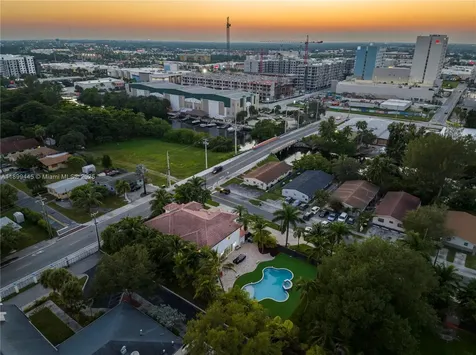 112 NW 14th Way Dania Beach FL 33004