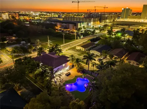 112 NW 14th Way Dania Beach FL 33004
