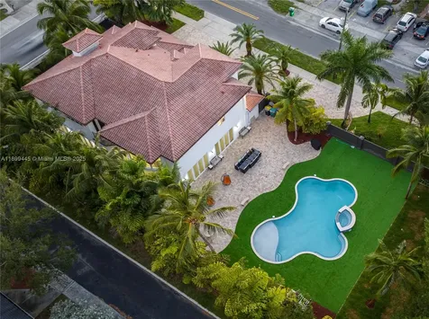 112 NW 14th Way Dania Beach FL 33004