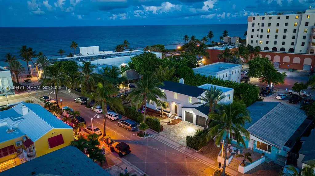 320 Polk Street Hollywood FL 33019