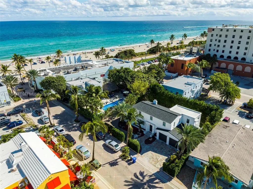 320 Polk Street Hollywood FL 33019