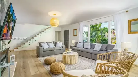 320 Polk Street Hollywood FL 33019