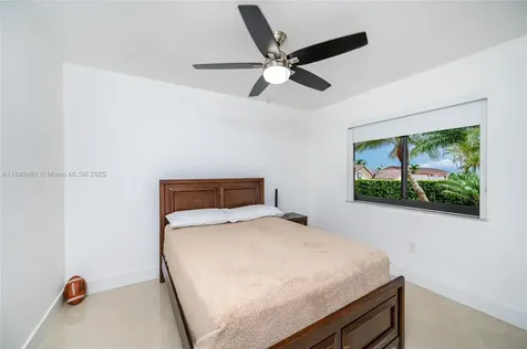 Miami FL 33157