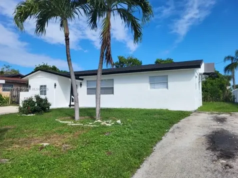 651 SW 14th Street Deerfield Beach FL 33441