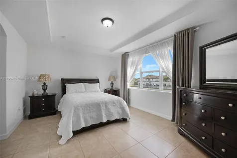 11470 NW 79th Lane Doral FL 33178