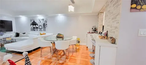 1080 Del Lago Circle Sunrise FL 33313
