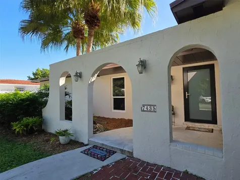 7435 SW 146th Court Miami FL 33183