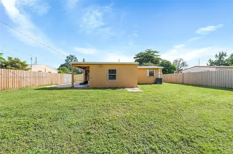 2545 NW 59th Avenue Margate FL 33063