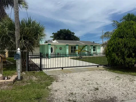 1708 S Saint Lucie Court Fort Pierce FL 34949