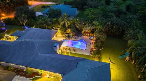 3152 SW 147th Avenue Davie FL 33330