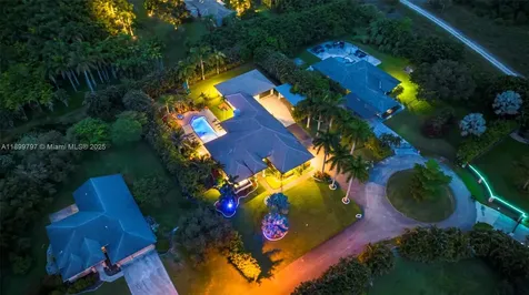 3152 SW 147th Avenue Davie FL 33330