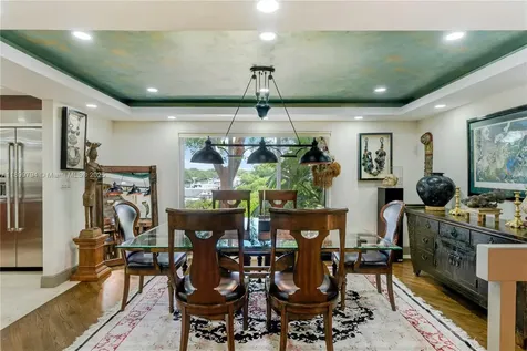 6100 Paradise Point Drive Palmetto Bay FL 33157