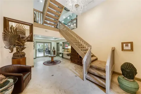 6100 Paradise Point Drive Palmetto Bay FL 33157