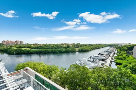 6100 Paradise Point Drive Palmetto Bay FL 33157